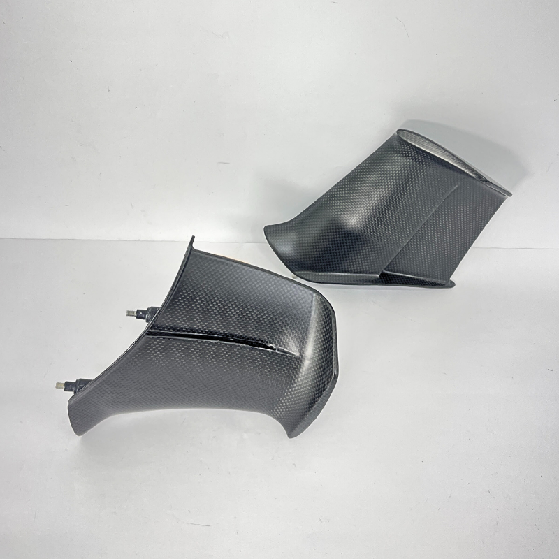 Alerones Ducati Panigale V4 2025 100% fibra de carbono.